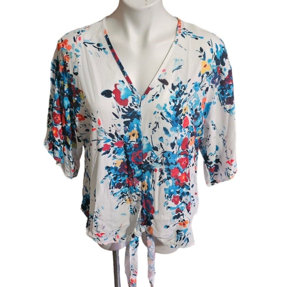 Bluetime Boho V-neck Tie Front Floral Blouse White Size M - Picture 3 of 9